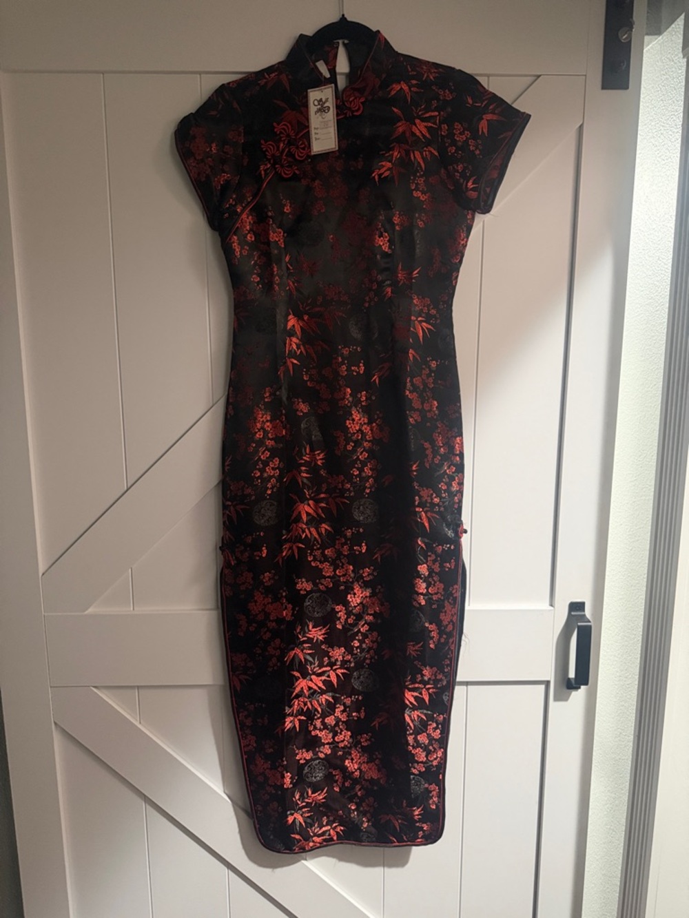 Classic Black and Red Floral Cheongsam Dress